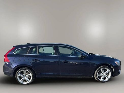 Used 2016 Volvo V60 T5 Platinum AWD/4WD image 8