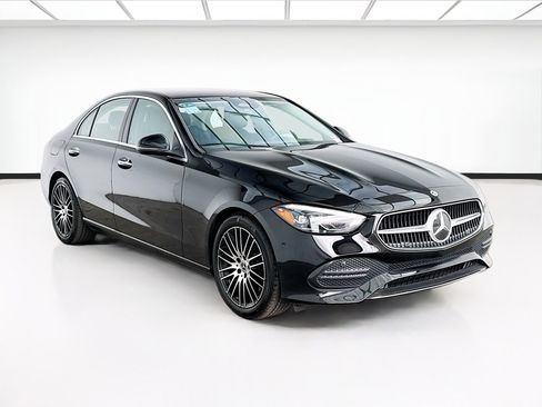 Used 2023 Mercedes-Benz C 300 Sedan image 3