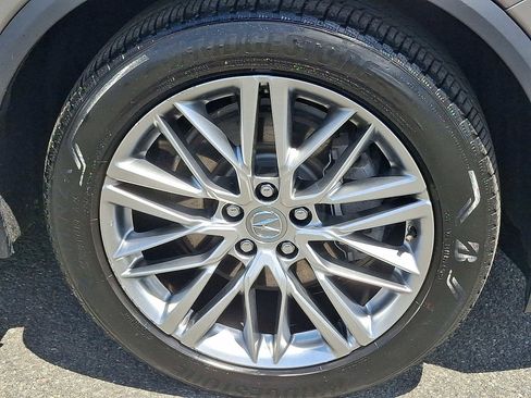 Used 2023 Acura MDX SH-AWD w/ Advance Package image 9