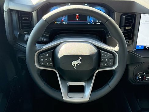 New 2026 Ford Bronco Badlands AWD/4WD image 14
