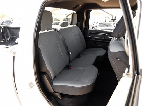 Used 2021 RAM 2500 Big Horn image 34