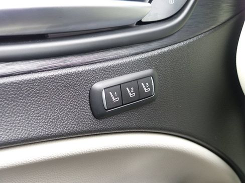 Used 2019 Alfa Romeo Stelvio RWD image 42