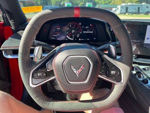 Used 2021 Chevrolet Corvette Stingray Premium Cpe w/ Z51 Performance Package RWD image 6