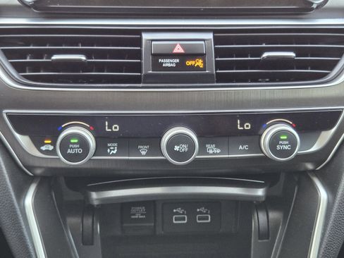 Used 2021 Honda Accord Hybrid image 15