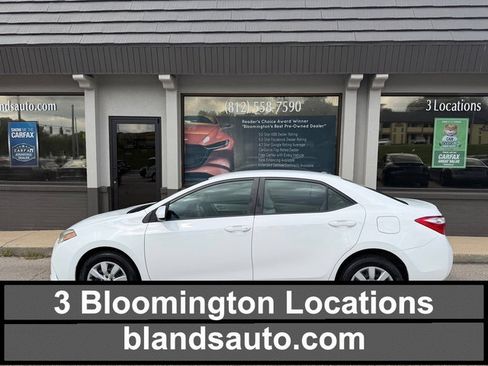 Used 2016 Toyota Corolla LE FWD image 1