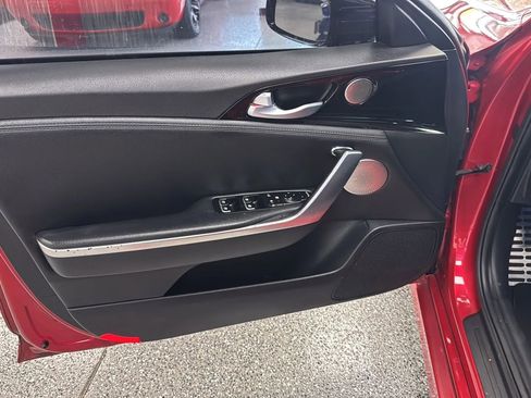 Used 2020 Kia Stinger GT-Line w/ Sun & Sound Package RWD image 20
