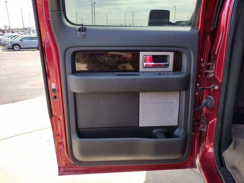 Used 2013 Ford F150 Platinum image 25