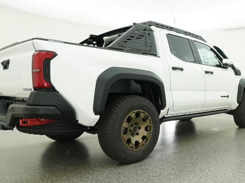 New 2026 Toyota Tacoma 4x4 Double Cab Hybrid image 25