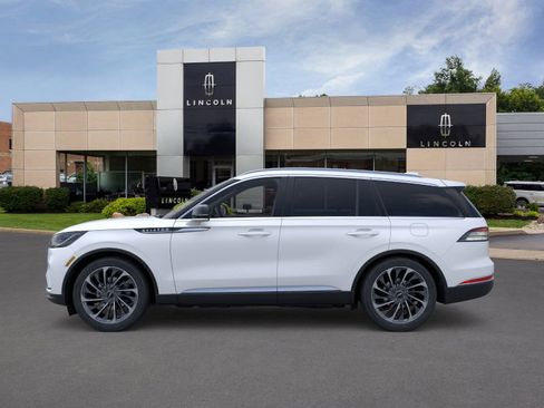 New 2025 Lincoln Aviator Reserve w/ Luxury Package image 3