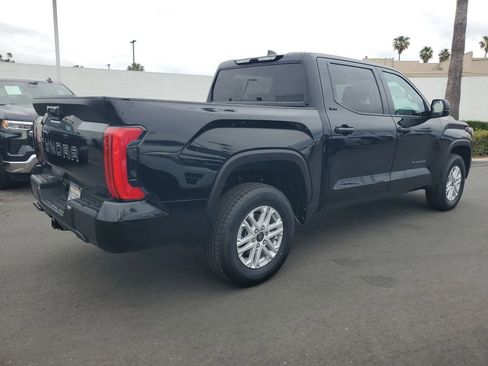 Used 2025 Toyota Tundra SR5 AWD/4WD image 4