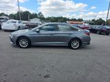 Used 2018 Hyundai Sonata SE image 2