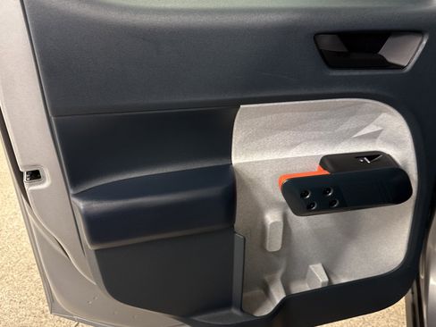 Used 2024 Ford Maverick XLT image 11