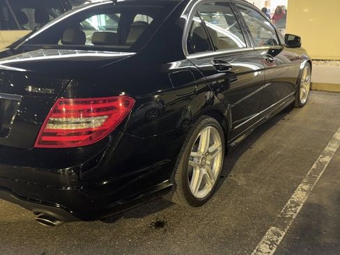 Used 2012 Mercedes-Benz C 300 4MATIC Sedan image 2