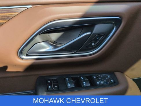 Used 2023 Chevrolet Tahoe High Country AWD/4WD image 24