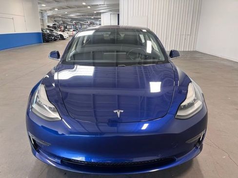 Used 2019 Tesla Model 3 Standard Range Plus image 8
