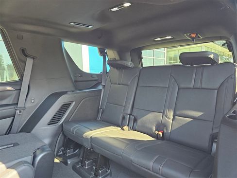 Used 2022 Chevrolet Tahoe RST w/ Luxury Package image 20