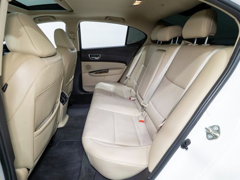 Used 2018 Acura TLX w/ Technology Package image 31