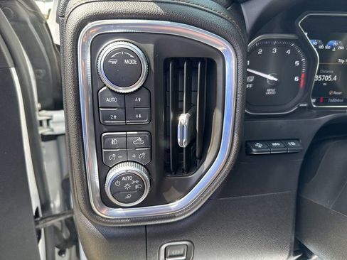 Used 2021 GMC Sierra 1500 AT4 w/ AT4 Premium Package AWD/4WD image 11