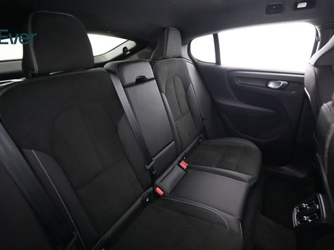 Used 2023 Volvo C40 P8 Recharge Ultimate AWD/4WD image 5