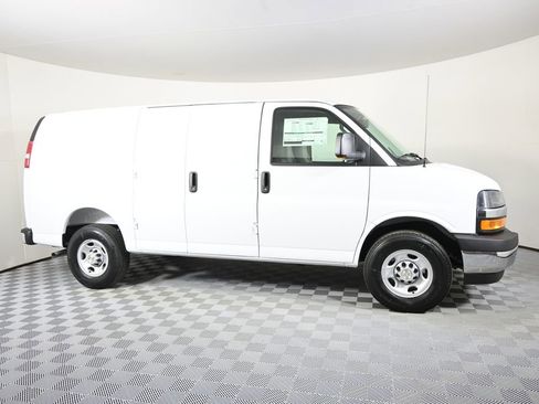 New 2026 Chevrolet Express 3500 w/ Driver Convenience Package RWD image 8