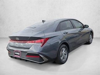 New 2026 Hyundai Elantra SE video 2