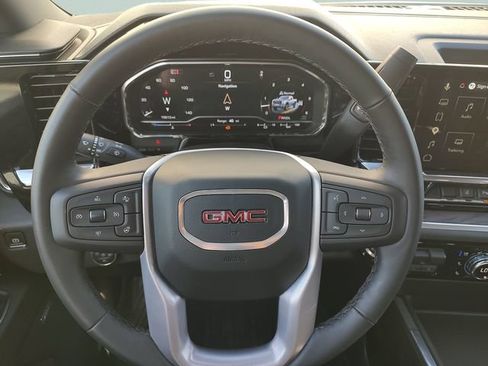Used 2025 GMC Sierra 2500 SLT w/ Texas SLT Premium Package AWD/4WD image 11