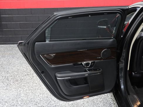 Used 2014 Jaguar XJ L Portfolio image 37