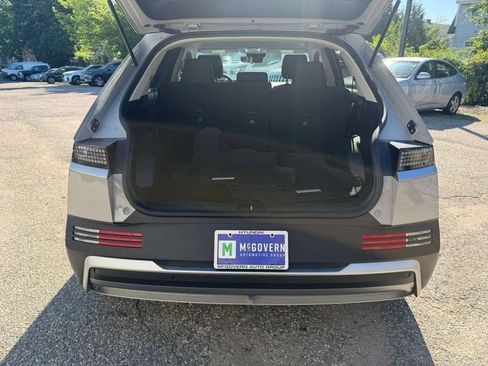 Certified 2025 Hyundai Ioniq 5 SE RWD image 6