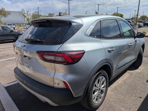 Used 2024 Ford Escape Active FWD image 2