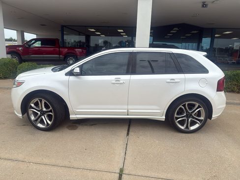 Used 2013 Ford Edge Sport w/ Driver Entry Pkg AWD/4WD image 12