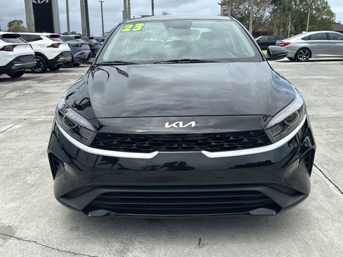 Certified 2023 Kia Forte LXS w/ LXS Technology Package FWD image 3