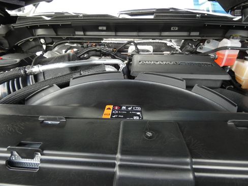 New 2026 GMC Sierra 3500 AT4 w/ AT4 Premium Plus Package AWD/4WD image 19