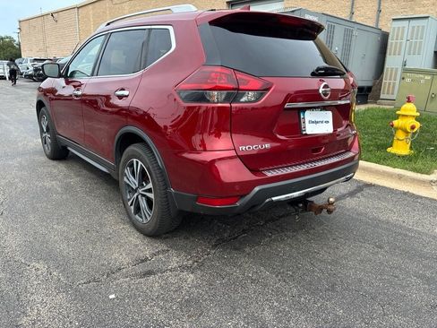 Used 2019 Nissan Rogue SV w/ Sun & Sound Touring Package AWD/4WD image 6