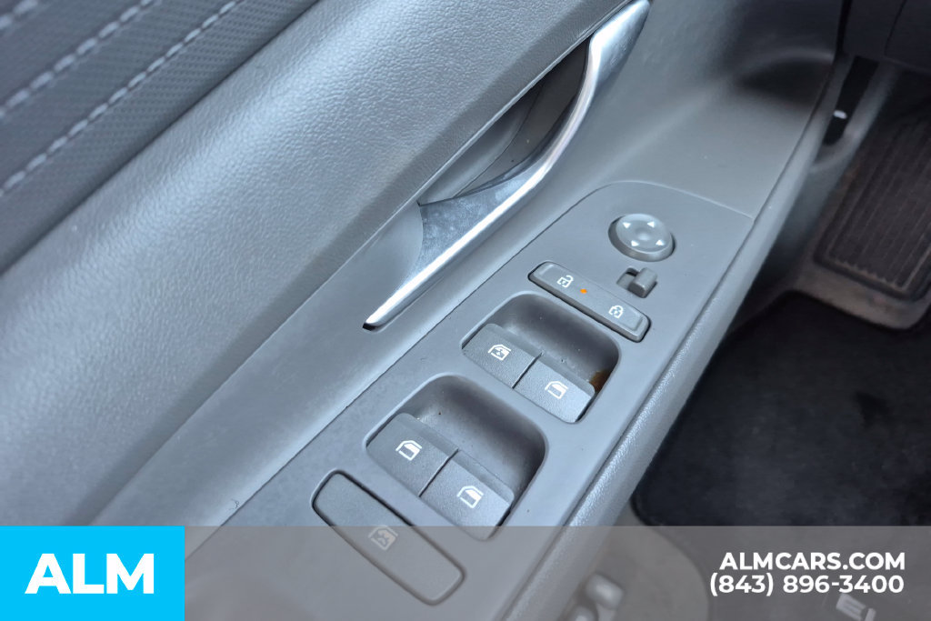 Certified 2024 Hyundai Elantra SEL FWD image 34
