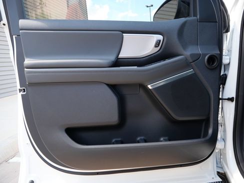 New 2027 Ford Expedition Active AWD/4WD image 18