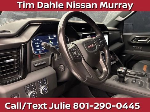 Used 2023 GMC Sierra 1500 AT4 w/ Technology Package AWD/4WD image 20