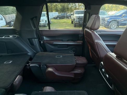 Certified 2024 Ford Expedition Limited image 17