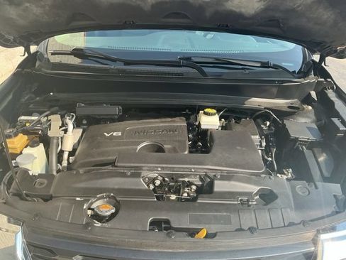 Used 2020 Nissan Pathfinder S AWD/4WD image 23