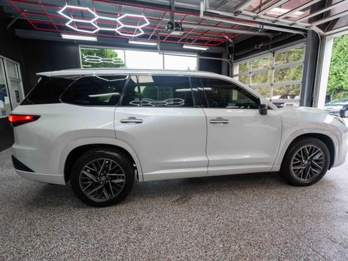 Used 2024 Lexus TX 350 FWD w/ Technology Package image 4