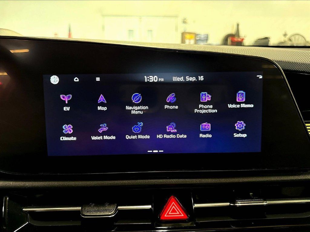 Used 2024 Kia Niro Wind FWD image 18
