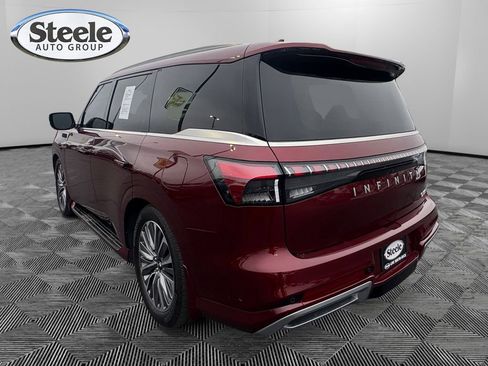 Used 2025 INFINITI QX80 Sensory image 3