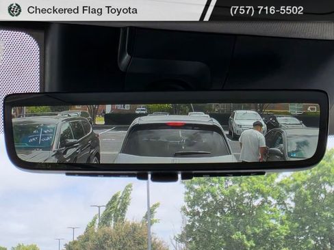 Used 2024 Toyota Tundra Limited AWD/4WD image 13