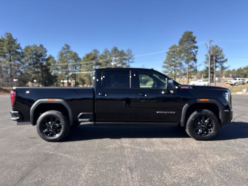 Used 2026 GMC Sierra 2500 AT4 w/ AT4 Premium Plus Package AWD/4WD image 6