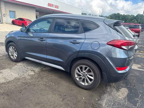 Used 2017 Hyundai Tucson SE Plus FWD image 2