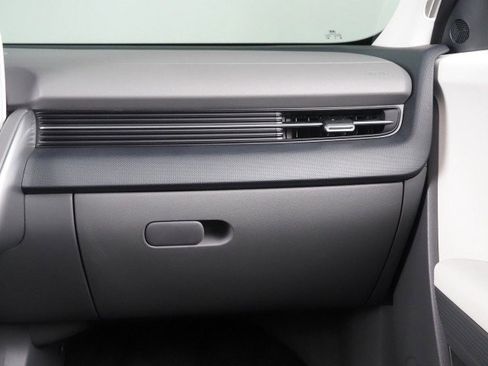 Used 2024 Hyundai Ioniq 5 SEL image 38