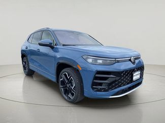 New 2026 Volkswagen Tiguan SEL R-Line AWD/4WD video 1
