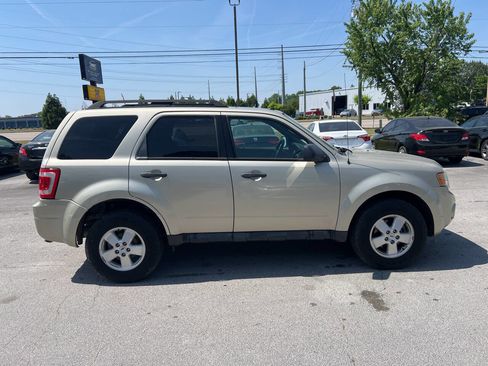 Used 2012 Ford Escape XLT FWD image 5