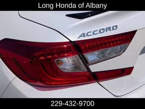 Used 2022 Honda Accord Sport image 9