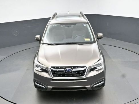 Used 2018 Subaru Forester 2.5i Touring AWD/4WD image 19