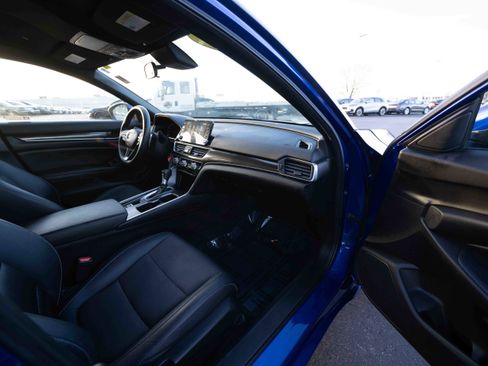 Used 2020 Honda Accord Sport image 25